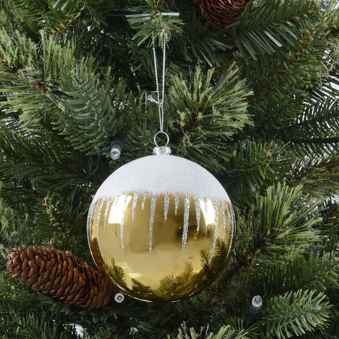 3pk Shiny Christmas Tree Baubles with Glitter Snowscape