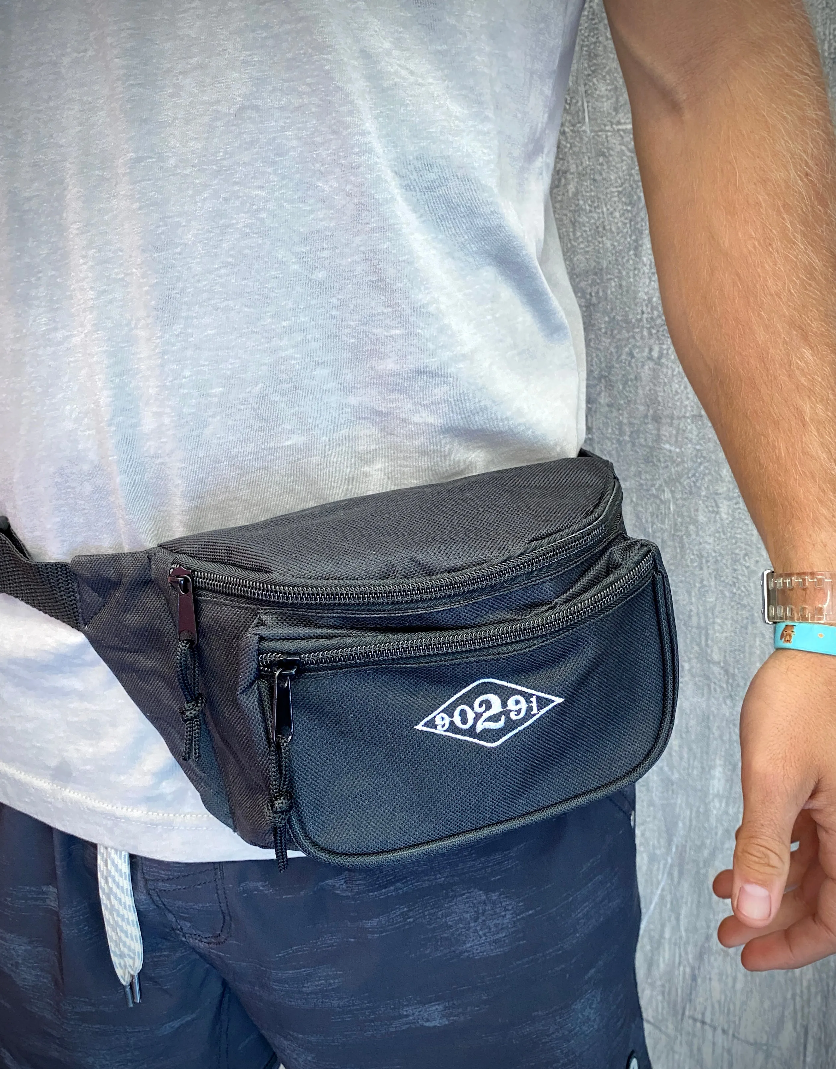 90291 Diamond Fanny Pack