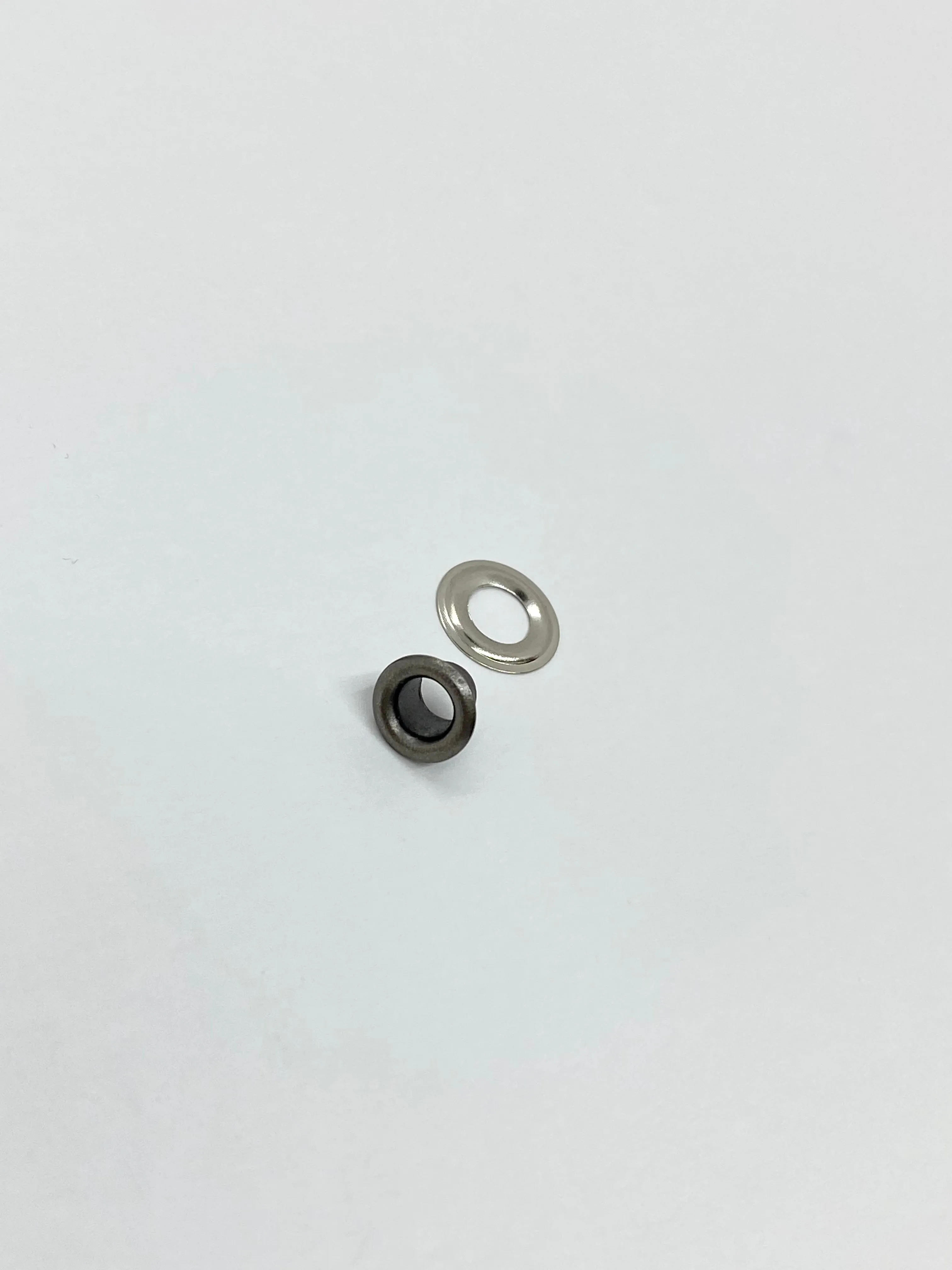 A942 Anti-Nickel Eyelet (8 mm)