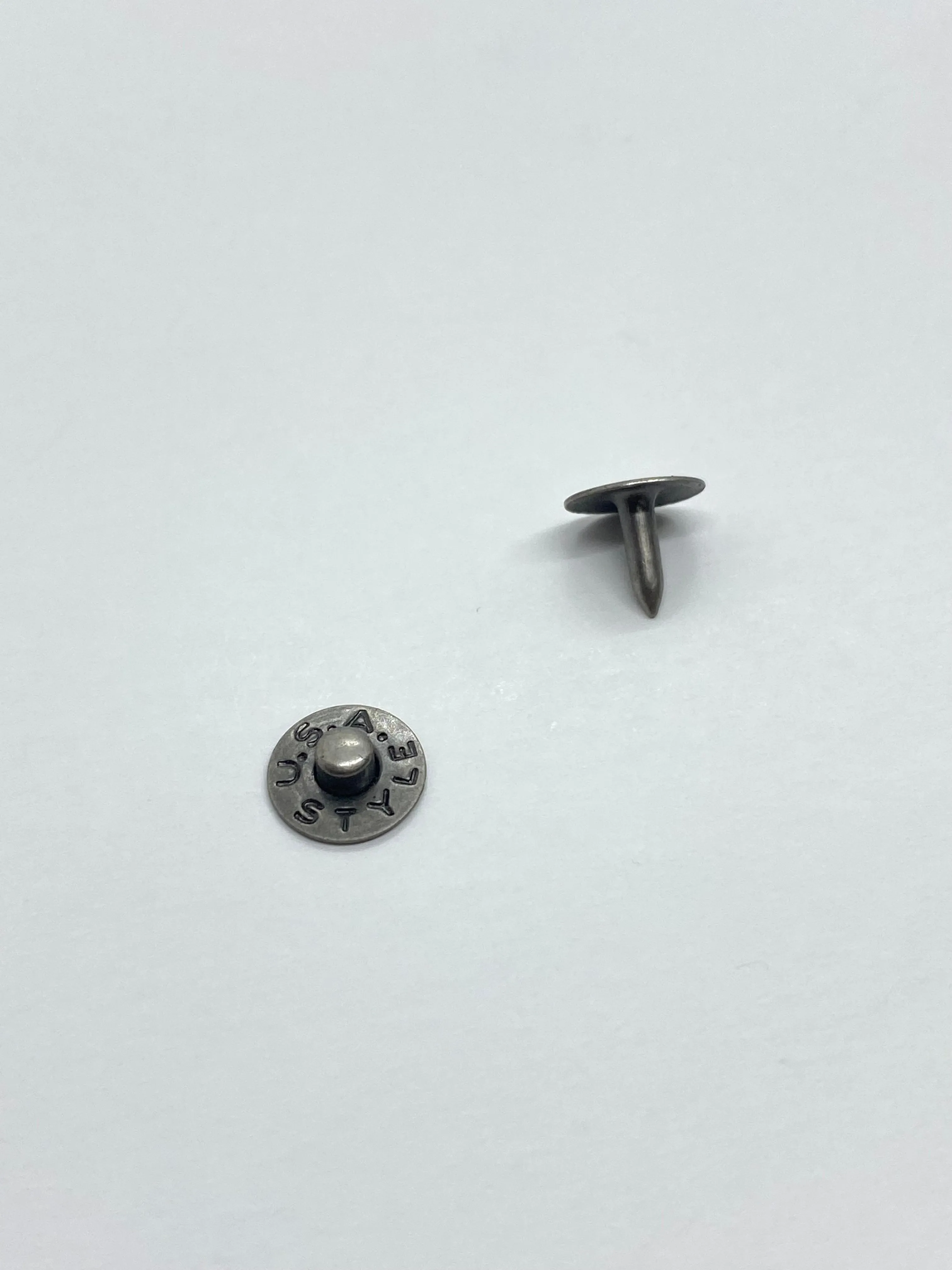 Anti Nickel Jean Rivet Style