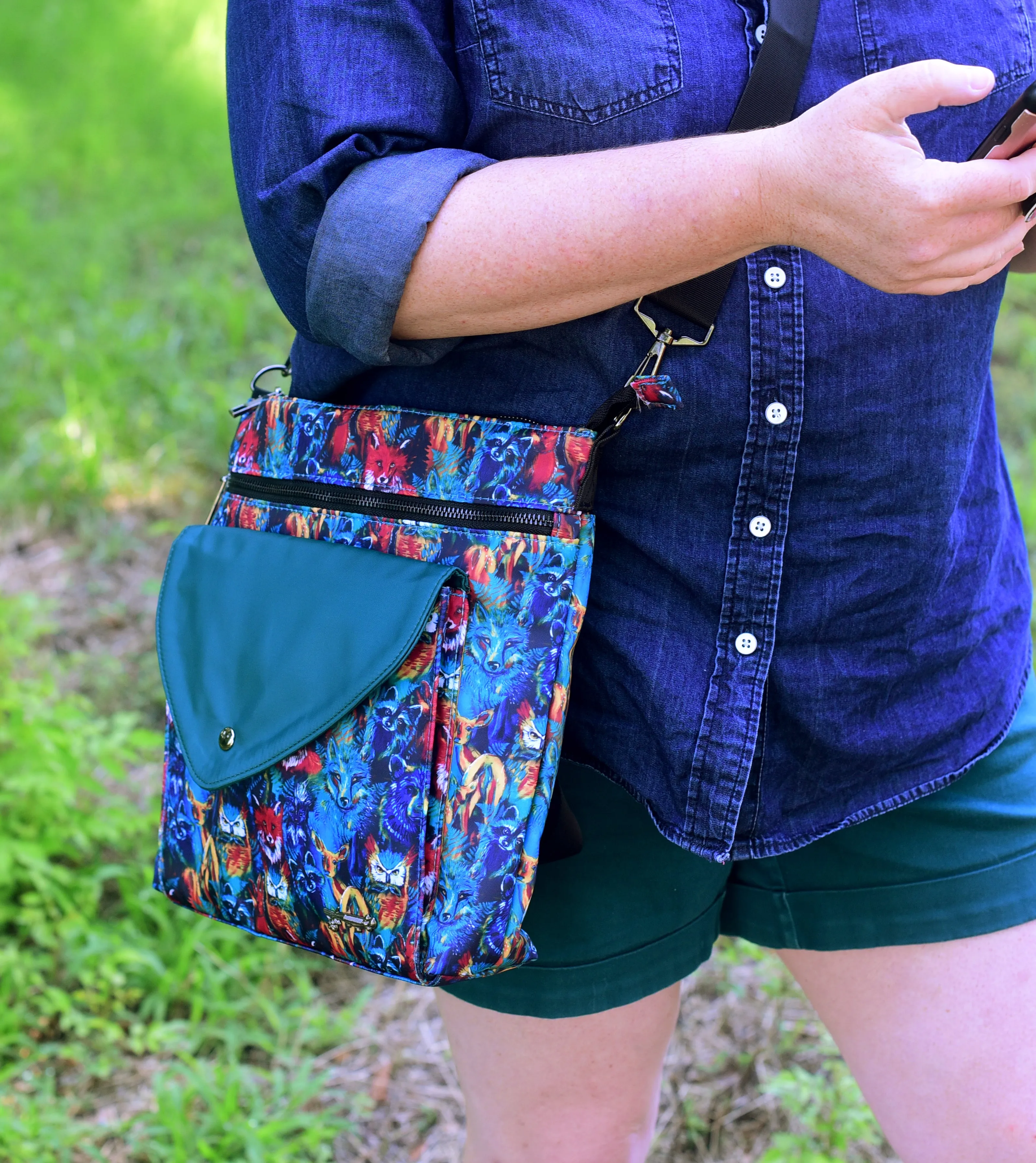 Midnight Sidetrack Crossbody